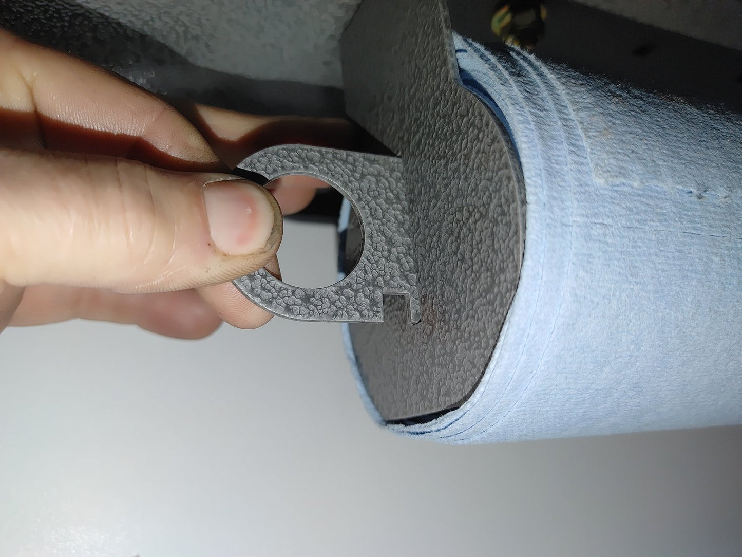Shop Rag/Paper Towel holder - FREE SHIPPING